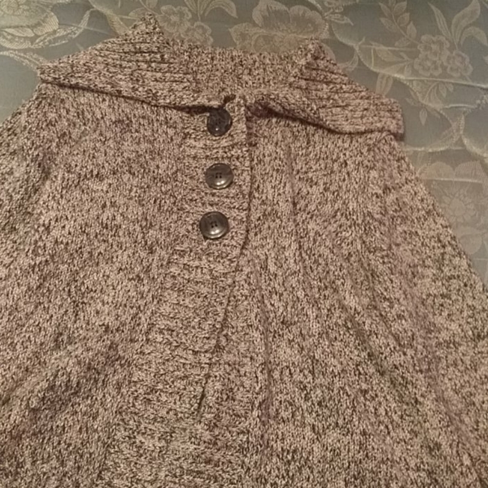 Gray sweater
